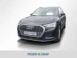 Schwarz Gebraucht 2022 Audi Q3 Ambiente SUV | 23.940 € (Superpreis)