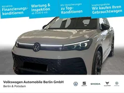 Weiß Gebraucht 2024 VW Tiguan R-line SUV | 47.550 € (Superpreis)