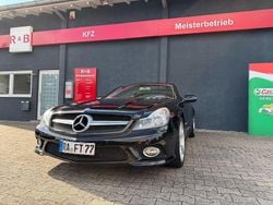 Schwarz/baltic black Gebraucht 2009 Mercedes SLR McLaren AMG line Cabrio | 37.999 €