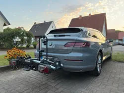 Grau Gebraucht 2024 VW Arteon Kombi | 33.200 € (Superpreis)