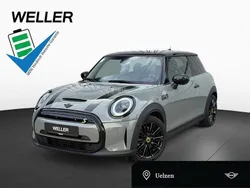 Grau Gebraucht 2022 Mini Cooper Kleinwagen | 19.450 €