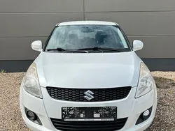 Weiß Gebraucht 2011 Suzuki Swift Limousine | 3.500 € (Guter Preis)