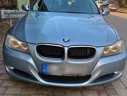 Blau Gebraucht 2012 BMW 318 Kombi | 4.200 € (Guter Preis)