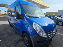 Blau Gebraucht 2011 Renault Master Van | 3.300 €
