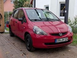 Rot Gebraucht 2004 Honda Jazz Cool Kleinwagen | 650 € (Guter Preis)