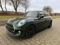 Grün Gebraucht 2018 Mini Cooper Kleinwagen | 15.900 € (Fairer Preis)