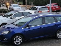 Blau Gebraucht 2014 Ford Focus Titanium Kombi | 5.800 € (Guter Preis)
