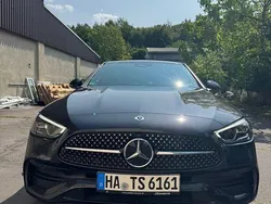 Grau Gebraucht 2023 Mercedes C300 AMG line Limousine | 42.999 € (Fairer Preis)