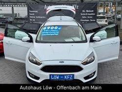 Weiß Gebraucht 2017 Ford Focus Cool & Connect Limousine | 6.900 € (Guter Preis)