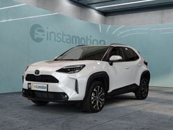 Grau Gebraucht 2024 Toyota Yaris Cross SUV | 29.049 € (Etwas zu teuer)