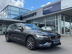 Platinum grey metallic (grau) Gebraucht 2022 Volvo V60 Plus Kombi | 35.800 € (Fairer Preis)