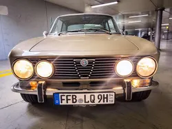 Gold Gebraucht 1973 Alfa Romeo 2000 Coupé | 42.800 €