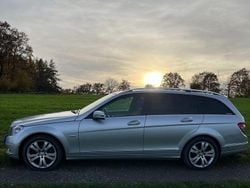 Grau Gebraucht 2010 Mercedes C200 Avantgarde Kombi | 6.998 € (Fairer Preis)