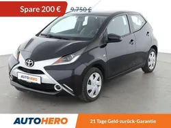 Schwarz Gebraucht 2018 Toyota Aygo X-play Kleinwagen | 9.550 € (Fairer Preis)