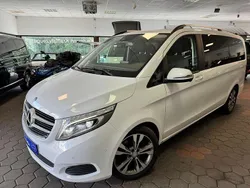 Weiß Gebraucht 2017 Mercedes V250 Van / Kleinbus | 31.490 € (Guter Preis)