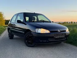 Peugeot 106