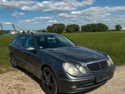 Blau Gebraucht 2004 Mercedes E320 Avantgarde Kombi | 4.999 € (Fairer Preis)