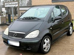Schwarz Gebraucht 2001 Mercedes A140 Classic Kleinwagen | 1.700 €