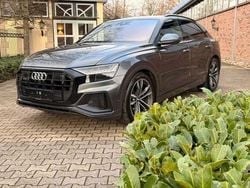 Grau Gebraucht 2020 Audi SQ8 Sport SUV | 64.900 € (Superpreis)