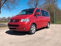 Rot Gebraucht 2004 VW Multivan Van | 8.800 €