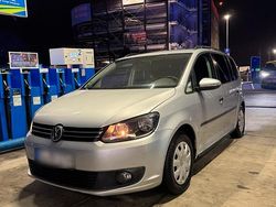 Silber Gebraucht 2014 VW Touran Van / Kleinbus | 6.750 € (Fairer Preis)