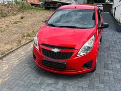 Rot Gebraucht 2011 Chevrolet Spark Kleinwagen | 2.800 €