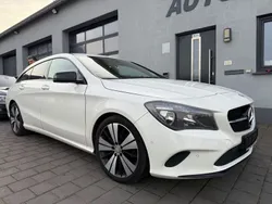 Weiß Gebraucht 2016 Mercedes CLA220 Shooting Brake Kombi | 11.950 € (Fairer Preis)