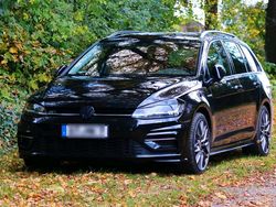 Schwarz Gebraucht 2019 VW Golf VII R-line Kombi | 16.750 € (Fairer Preis)