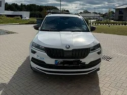 Weiß Gebraucht 2020 Skoda Karoq SportLine SUV | 27.200 € (Fairer Preis)