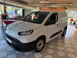 Weiß Neu 2025 Toyota Proace City Van | 27.575 € (Guter Preis)