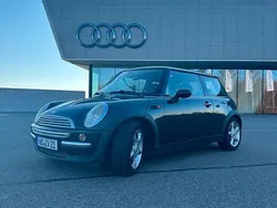 Grün Gebraucht 2003 Mini Cooper Kleinwagen | 1.000 €