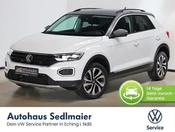 Pure white Gebraucht 2022 VW T-Roc Active SUV | 24.800 € (Fairer Preis)