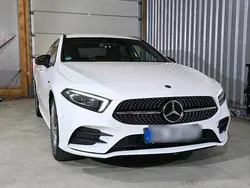 Weiß Gebraucht 2020 Mercedes A250 AMG line Limousine | 28.700 € (Fairer Preis)