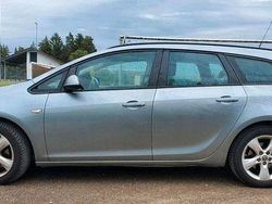 Silber Gebraucht 2012 Opel Astra S Kombi | 3.200 € (Fairer Preis)