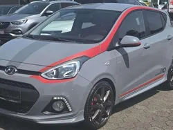 Baby elephant Gebraucht 2014 Hyundai i10 Sport Kleinwagen | 7.490 € (Fairer Preis)