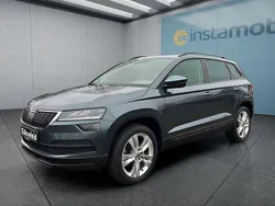 Grau Gebraucht 2021 Skoda Karoq SUV | 30.649 € (Fairer Preis)