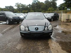 Schwarz Gebraucht 2005 Mercedes E240 Limousine | 2.600 € (Superpreis)