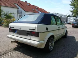 Weiß Gebraucht 1984 VW Golf Cabriolet Cabrio | 9.500 €