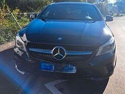 Schwarz Gebraucht 2016 Mercedes CLA180 Shooting Brake Kombi | 14.600 € (Fairer Preis)