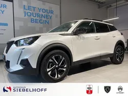 Weiß Gebraucht 2023 Peugeot 2008 Allure SUV | 19.990 € (Fairer Preis)
