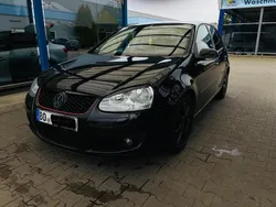 Schwarz Gebraucht 2005 VW Golf V GTI Kleinwagen | 5.200 €
