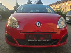 Rot Gebraucht 2009 Renault Twingo Kleinwagen | 1.500 € (Guter Preis)