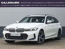 Alpinweiss iii Gebraucht 2024 BMW 330e M Sport Kombi | 52.360 € (Teuer)
