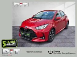Tokiorot Gebraucht 2022 Toyota Yaris Hybrid Team Kleinwagen | 18.990 € (Fairer Preis)