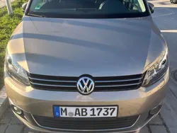 Braun Gebraucht 2012 VW Touran Highline Van / Kleinbus | 5.700 € (Superpreis)