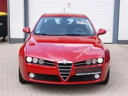 Rot Gebraucht 2010 Alfa Romeo 159 Turismo Limousine | 8.950 € (Teuer)