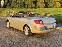 Gold Gebraucht 2005 Renault Mégane II Coupé | 1.300 € (Guter Preis)