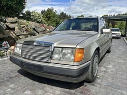 Gebraucht 1990 Mercedes E300 Limousine | 11.900 €