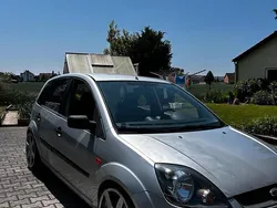Grau Gebraucht 2005 Ford Fiesta Futura Kleinwagen | 1.900 € (Etwas zu teuer)