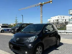 Schwarz Gebraucht 2009 Toyota iQ Kleinwagen | 2.950 €